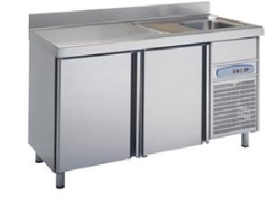 Meson Refrigerado con Lavamanos MRSF-150 Coreco
